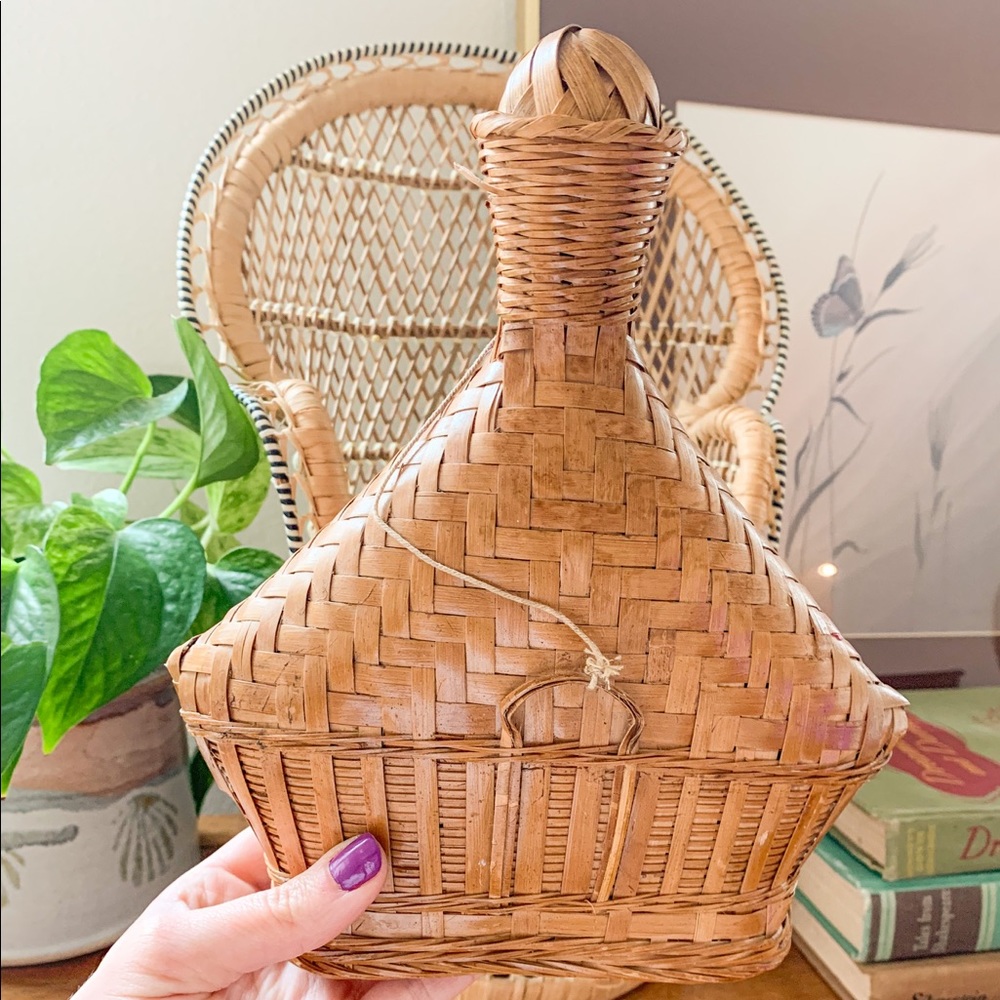 Vintage boho basket style